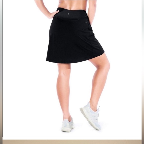 Yogipace Black Athletic Tennis Skort Skirt NWT - Picture 1 of 7